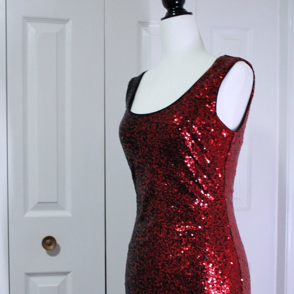 Guess Red and Black Rodeo Sparkly Sequin Midi Party Bodycon Dress Size Small